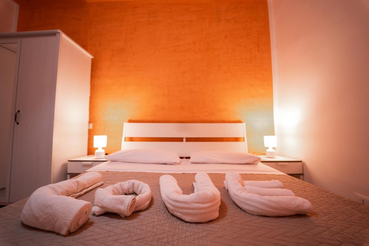 Hotel O Vic' Stritt' Neapol Zewnętrze zdjęcie